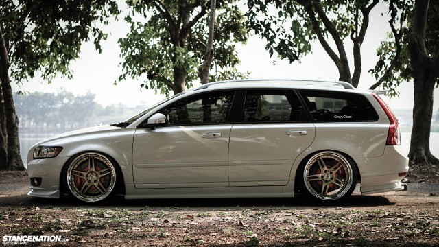 Stanced Flush Volvo V50 Wagon (7)