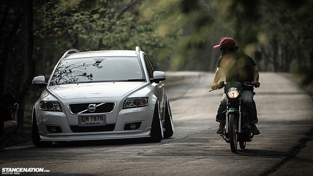 Stanced Flush Volvo V50 Wagon (5)