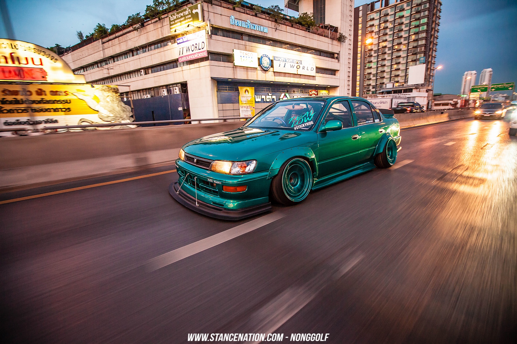 Flush-Style-Toyota-Corolla-Thailand-36.j