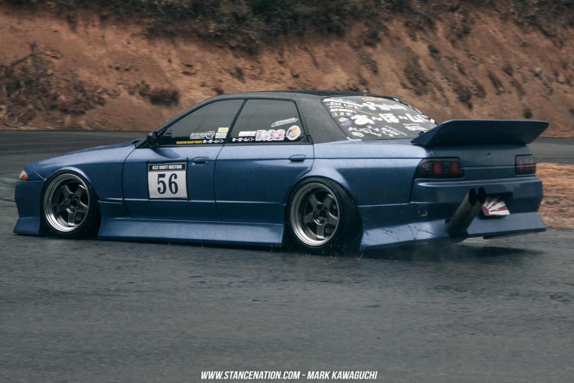 r32 team transport