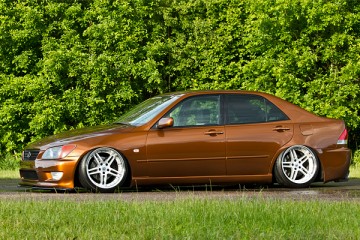 Slammed & Fitted Lexus IS (4)