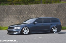Slammed & Fitted Nissan Stagea M35 (1)