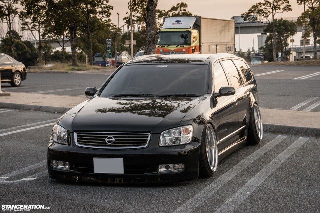 Stanced Nissan Stagea M35 Japan (9)