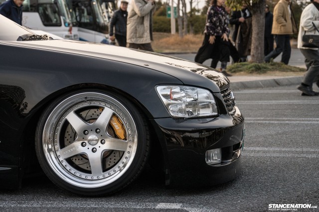 Stanced Nissan Stagea M35 Japan (5)