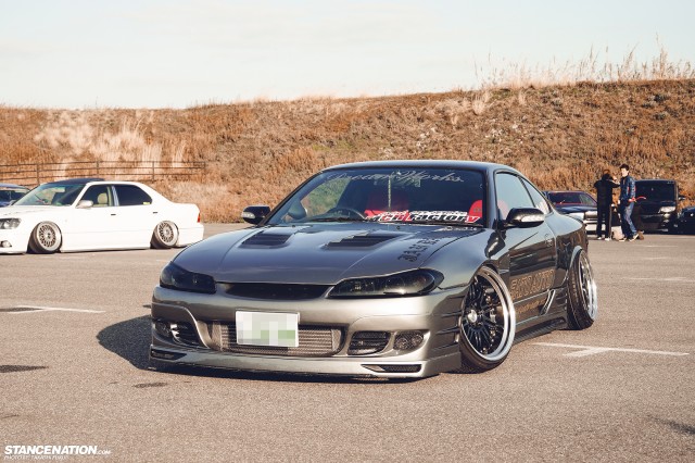 Stanced Silvia Nissan S15 (7)