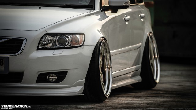 Stanced Flush Volvo V50 Wagon (2)