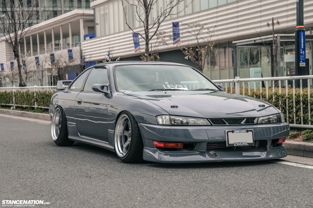 Slammed Japanese Nissan Silvia S14 (15)