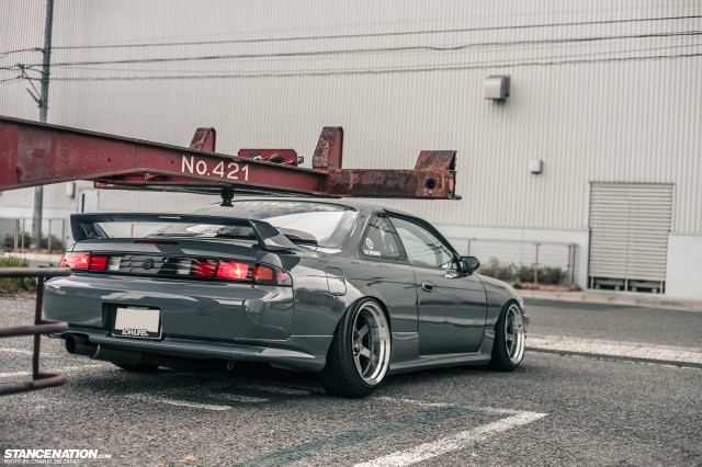 Slammed Japanese Nissan Silvia S14 (11)