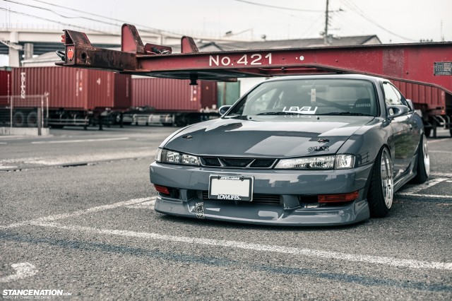 Slammed Japanese Nissan Silvia S14 (10)