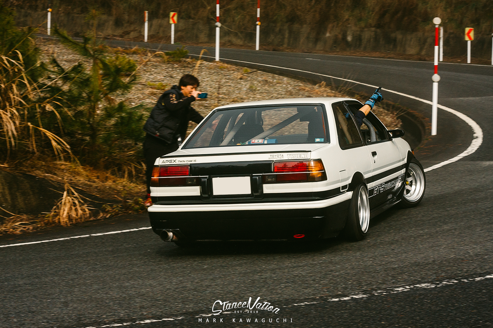 hiroshima-toyota-ae86-hachiroku-drift-16