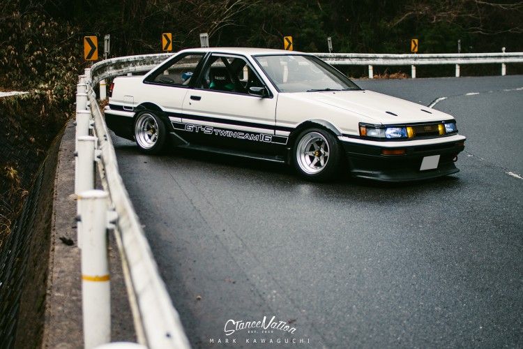 hiroshima-toyota-ae86-hachiroku-drift