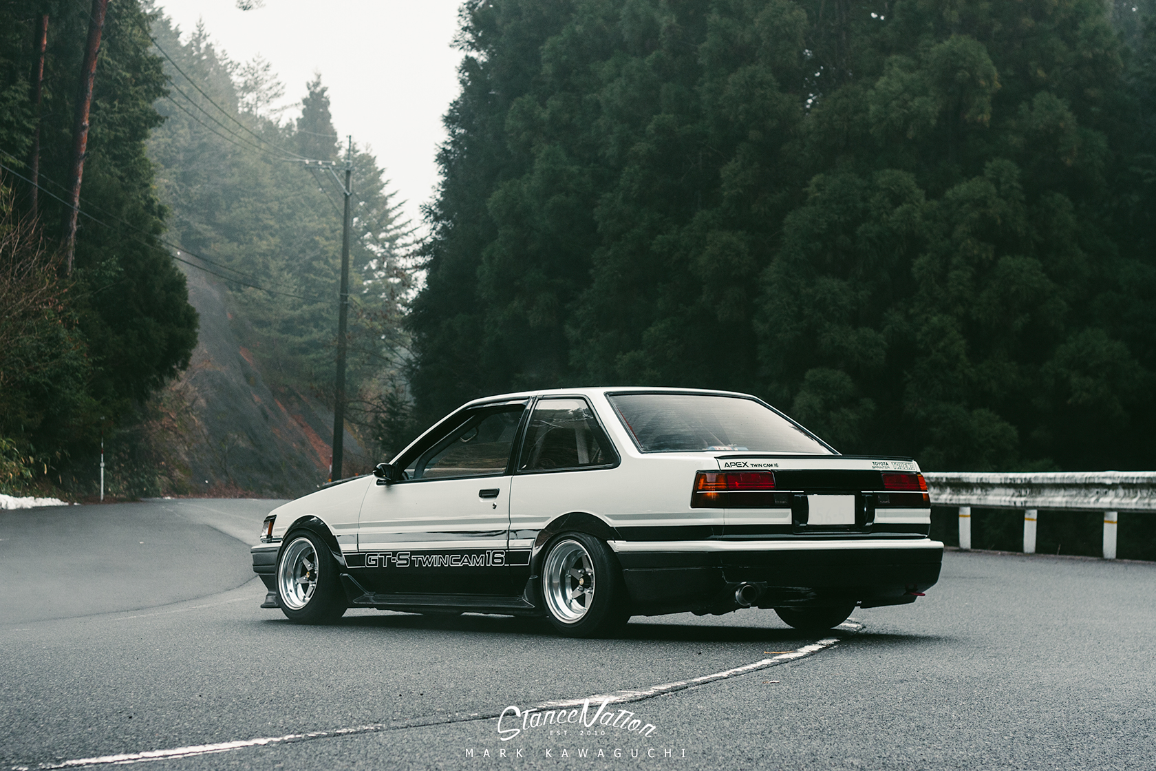 hiroshima-toyota-ae86-hachiroku-drift-8