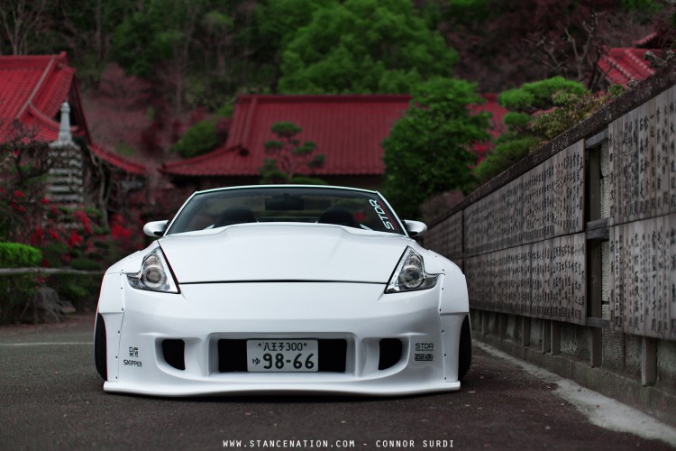 bagged-stanced-nissan-350z