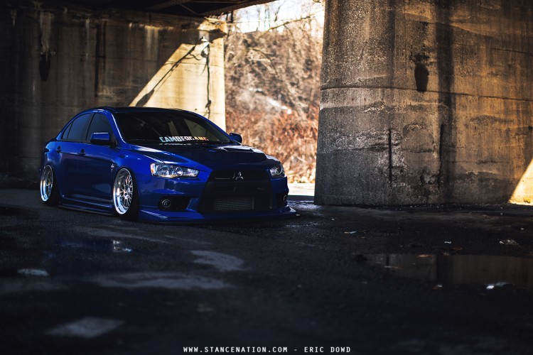 slammed-mitsubishi-evo-x-10