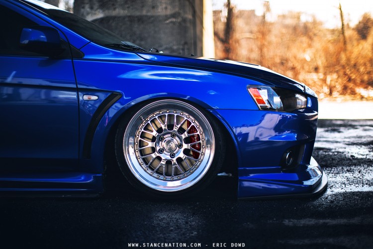 slammed-mitsubishi-evo-x-7