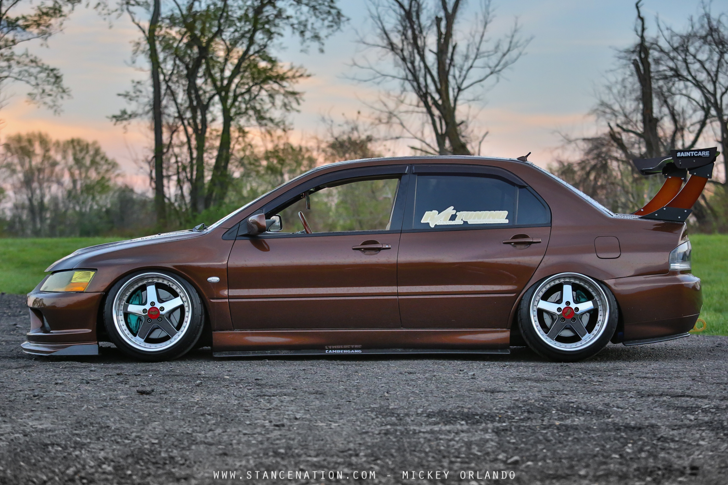 bagged wide mitsubishi evo-19