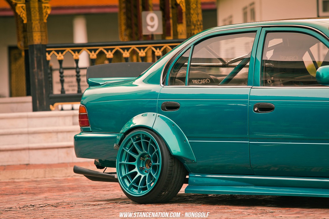 Flush Style Toyota Corolla Thailand -15