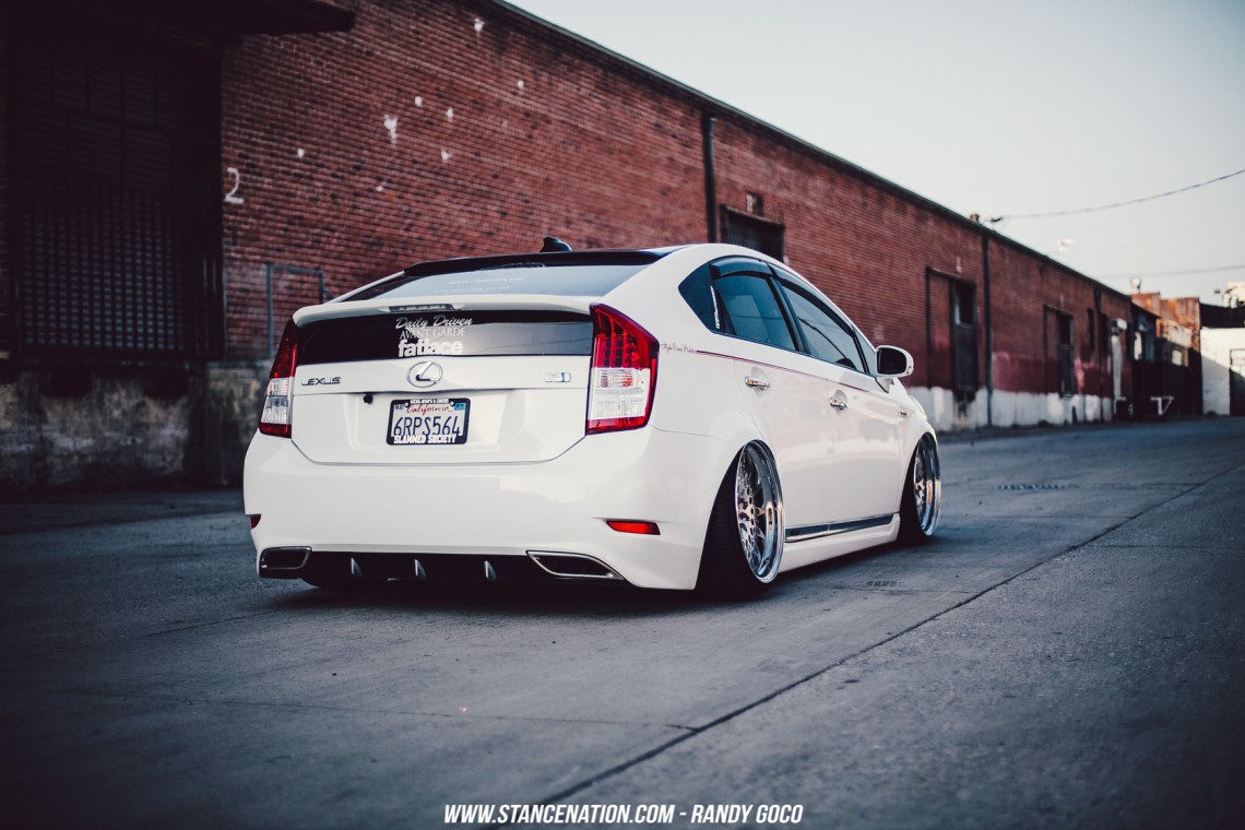 Slammed & Bagged Toyot Prius-12