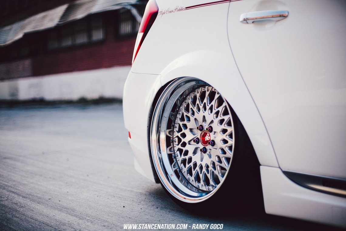 Slammed & Bagged Toyot Prius-5