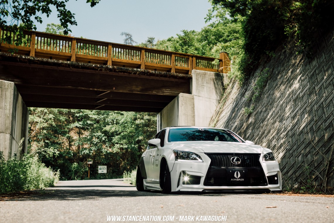 Aimgain Lexus LS460 Aero-13