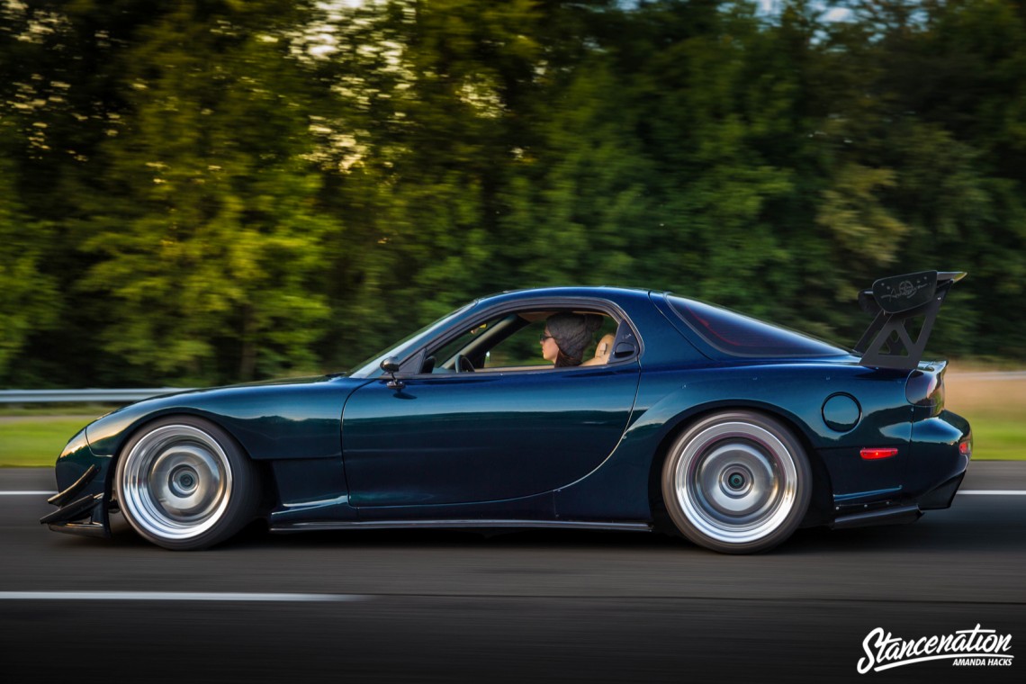 Mazda RX7-12