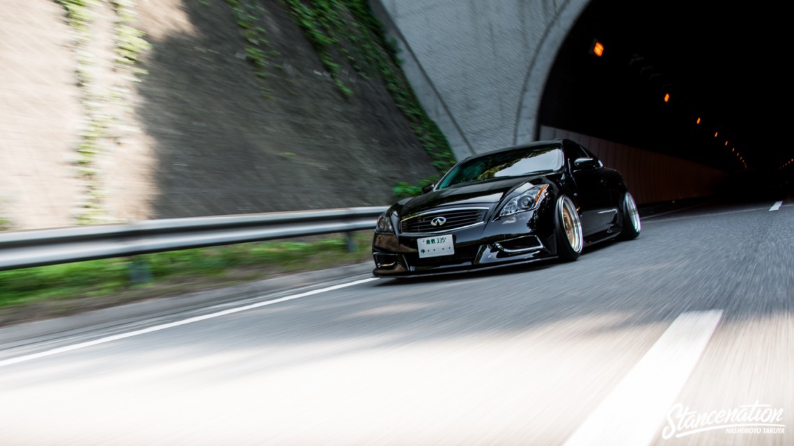 Slammed Nissan Skyline G37-4