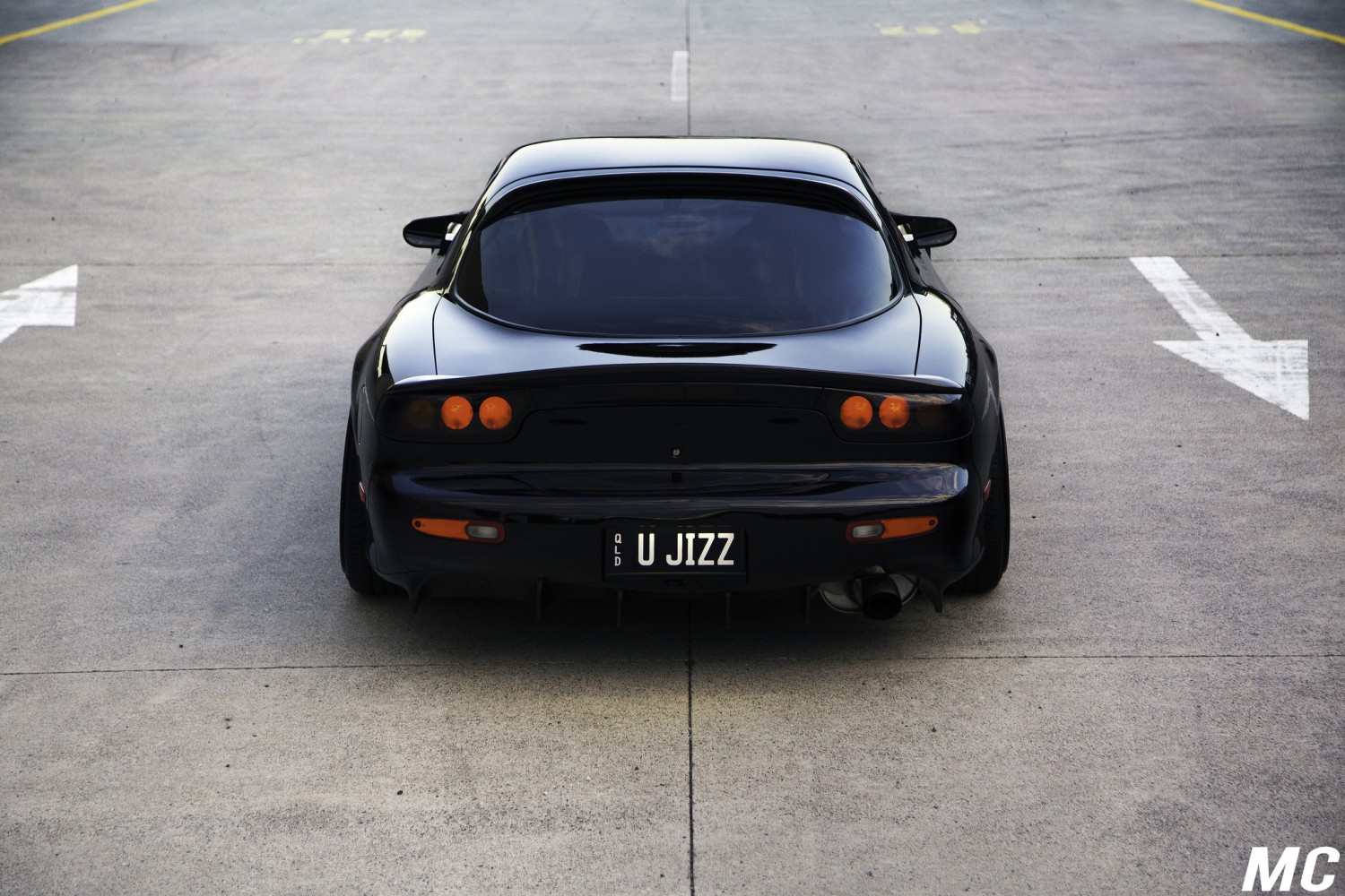 U JIZZ. | StanceNation™  Form > Function