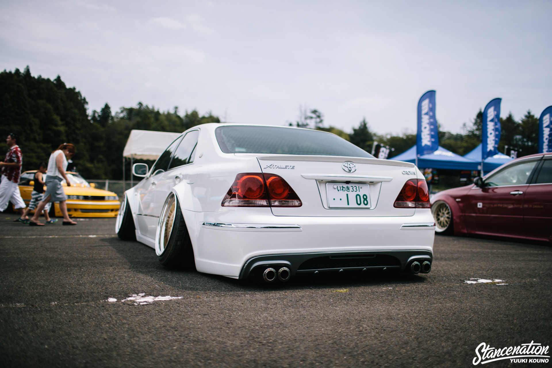 Toyota Crown s170 stance