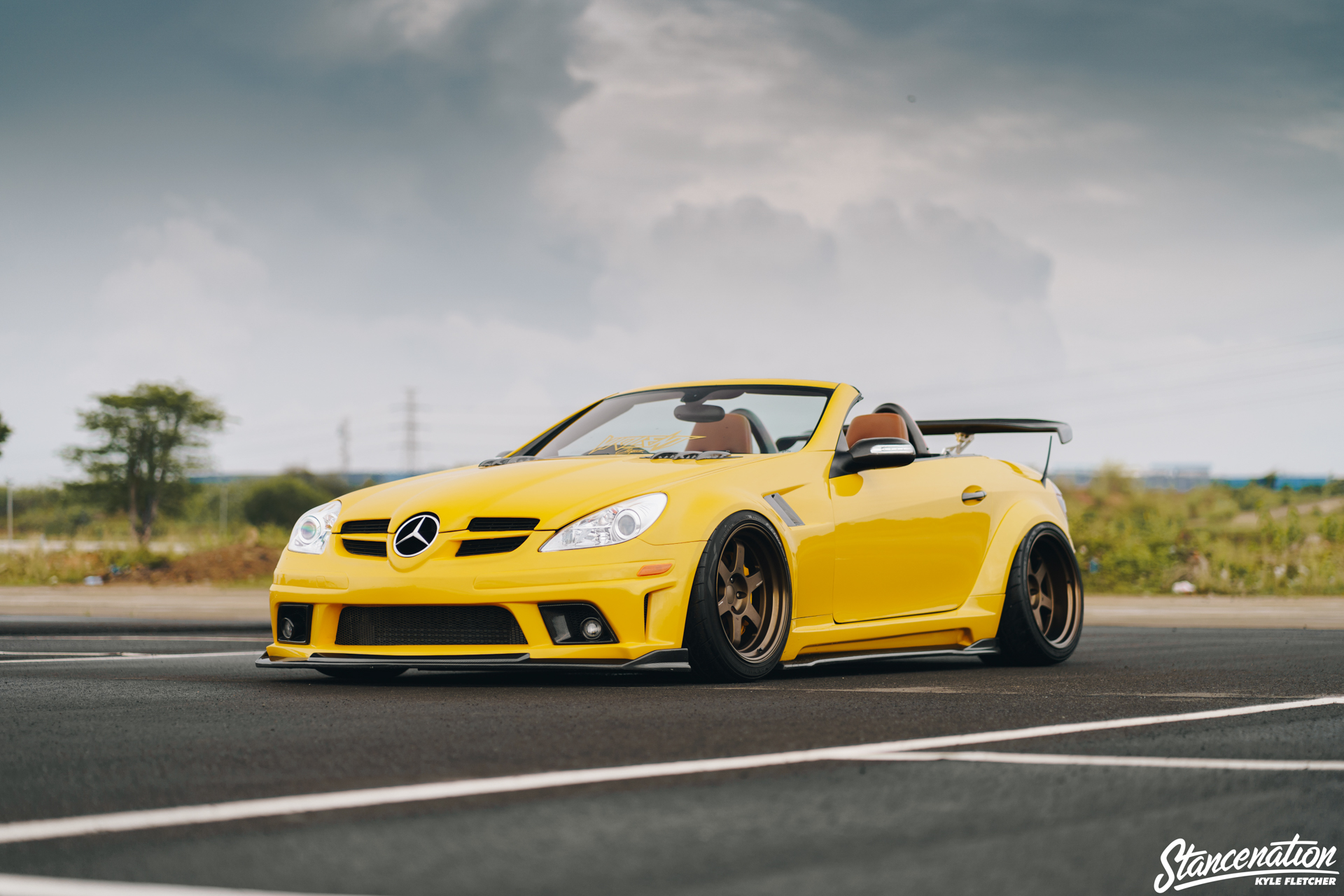 Modified Yellow Mercedes-Benz SLK 200 R171 with Widebody Kit Editorial  Stock Photo - Image of december, jakarta: 273657128